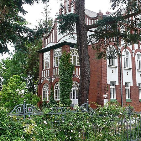 Pension Villa Fortuna Люббен Экстерьер фото